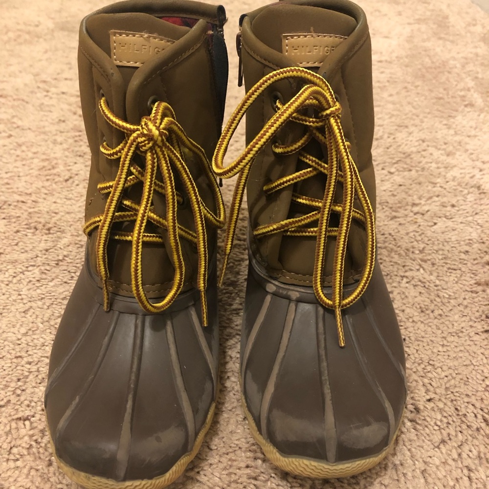 Tommy Hilfiger boots